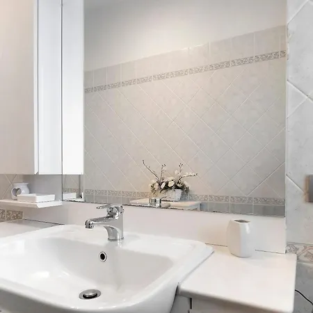 Maison Giovanna With Garage Parking Apartman *