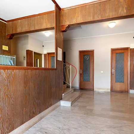 Apartment Maison Giovanna With Garage Parking